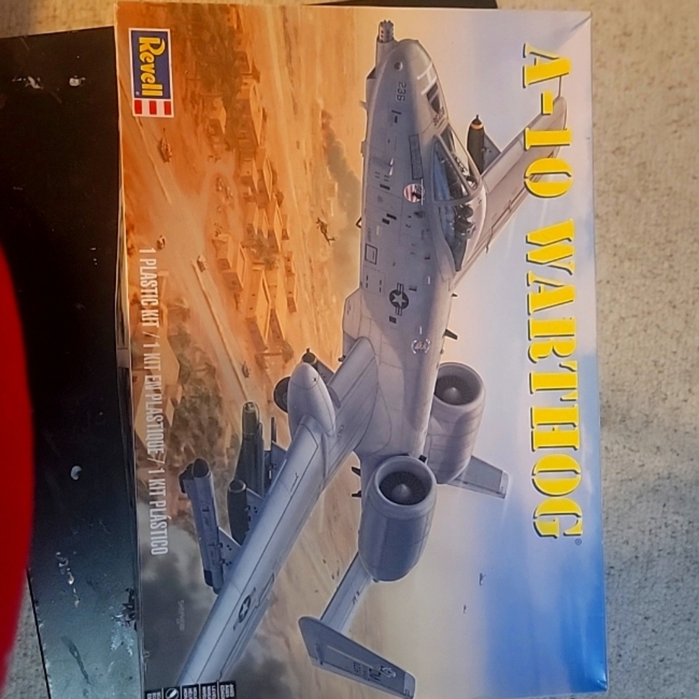 Revell A-10 Warthog model 1:48 scale